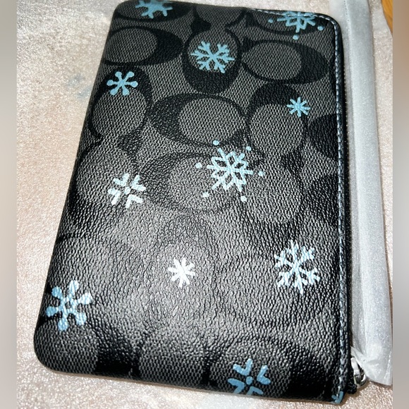 SOLD Coach Snowflake Corner Zip Wristlet in Signature Canvas - Picture 9 of 12